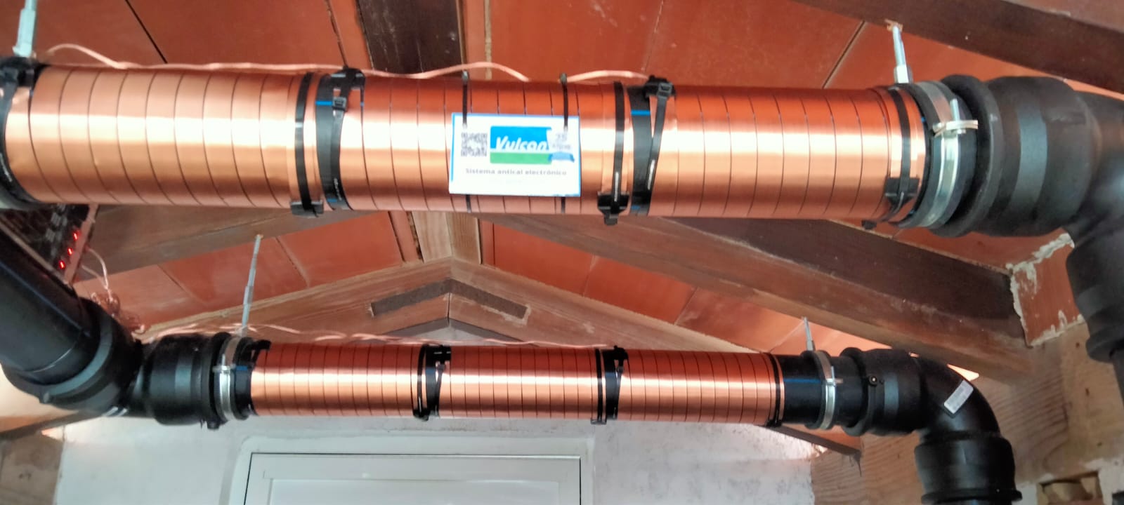 Instalación de sistema antical en Puerto Vulcan S100 Alcudiamar, Mallorca, para proteger la red principal de agua fría.